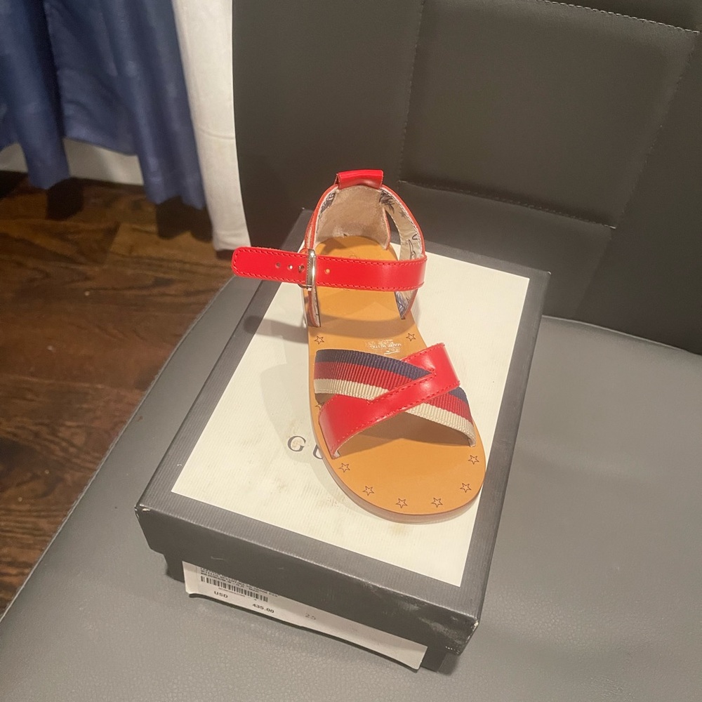 red white and blue gucci sandals for toddler size 28 euro 8 1/2 us brand new